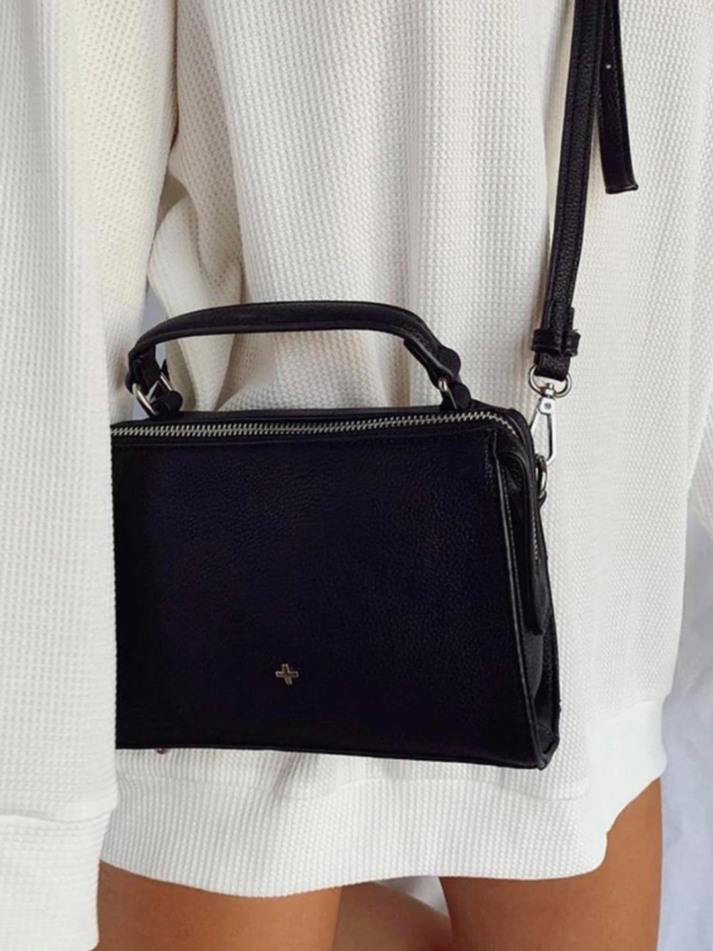 peta + jain dylan handbag in black from princess polly🖤